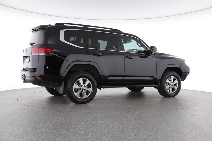 2022 Toyota Landcruiser VX