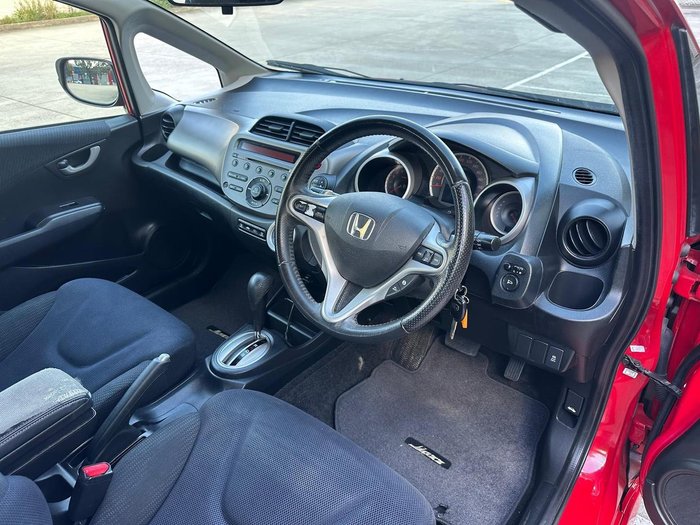2012 Honda Jazz Vibe-S GE MY12 Milano Red