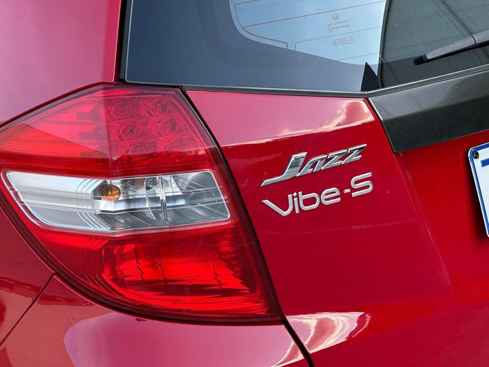 2012 Honda Jazz Vibe-S GE MY12 Milano Red