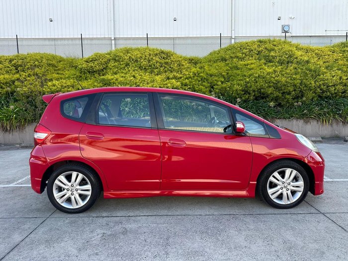 2012 Honda Jazz Vibe-S GE MY12 Milano Red