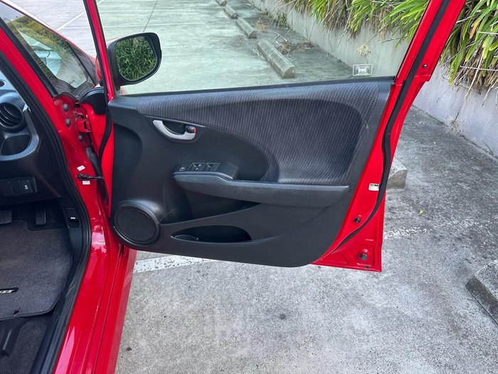 2012 Honda Jazz Vibe-S GE MY12 Milano Red