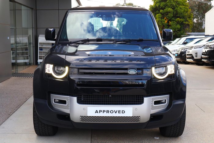 2023 Land Rover Defender 110 D300 SE