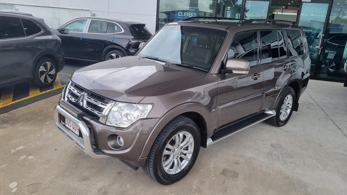 2014 Mitsubishi Pajero VR-X