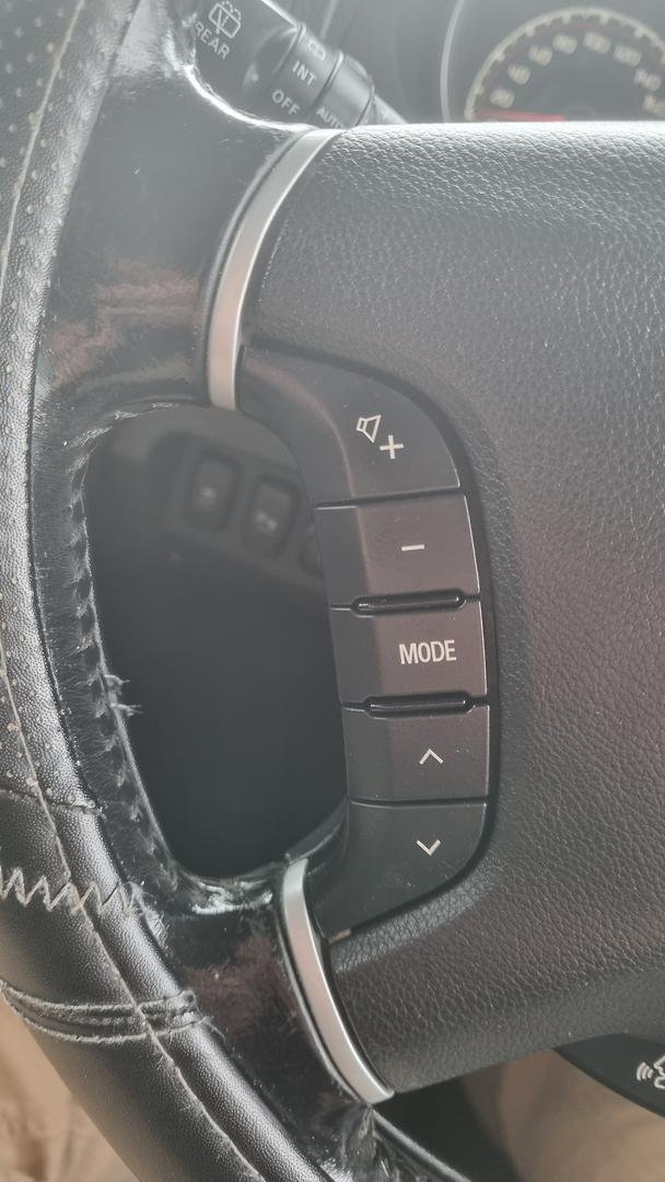 2014 Mitsubishi Pajero VR-X