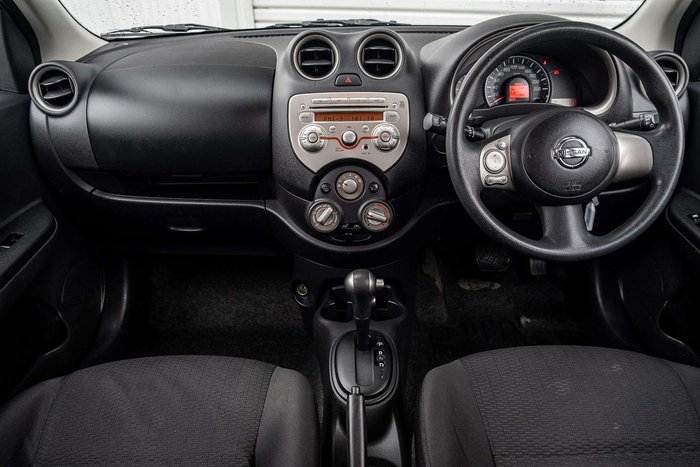 2013 Nissan Micra ST-L