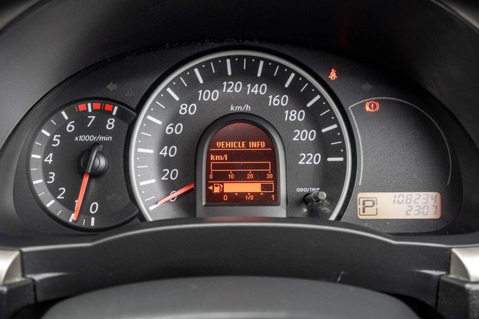 2013 Nissan Micra ST-L