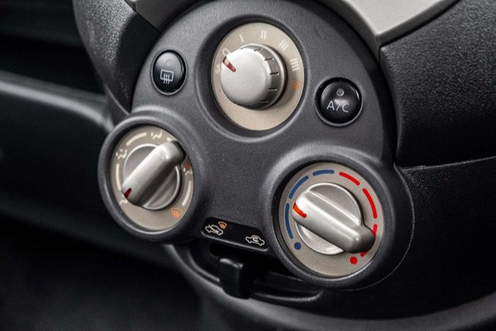 2013 Nissan Micra ST-L