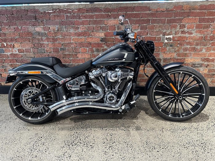 Harley-Davidson Breakout 117 (FXBR) Softail