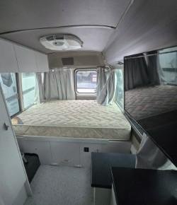 2006 Toyota Coaster