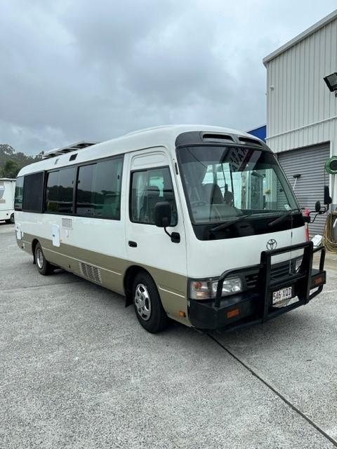 2006 Toyota Coaster
