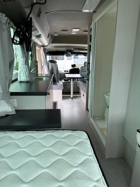 2006 Toyota Coaster
