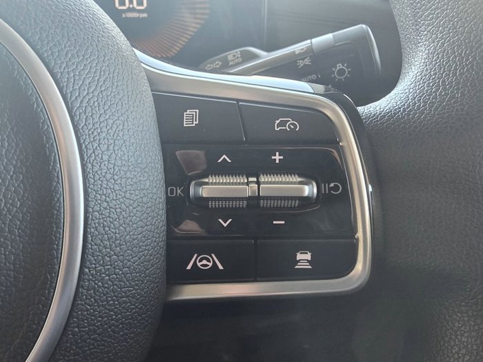 2025 Kia Carnival S