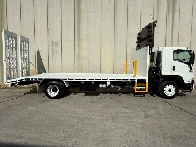 2014 Isuzu F Series FTR 900 Premium
