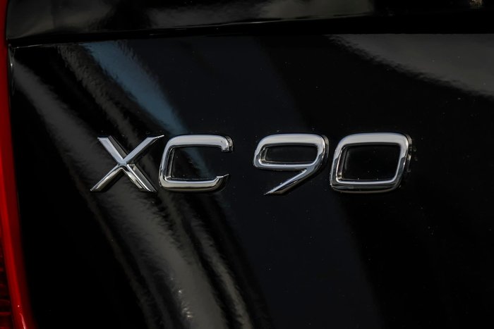 2023 Volvo XC90 Ultimate B6 Dark
