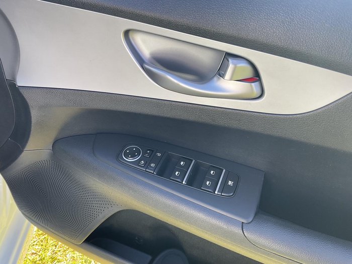2024 Kia Cerato S