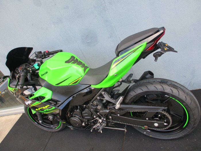 2018 Kawasaki NINJA 400 KRT EDITION GREEN/KRT