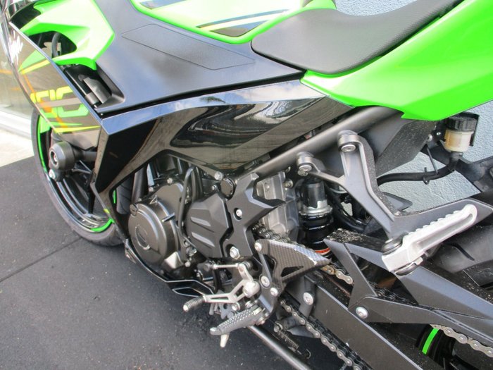 2018 Kawasaki NINJA 400 KRT EDITION GREEN/KRT