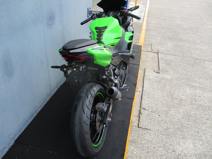2018 Kawasaki NINJA 400 KRT EDITION GREEN/KRT