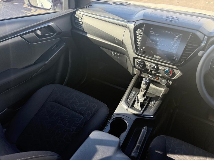2025 Isuzu D-MAX X-RIDER