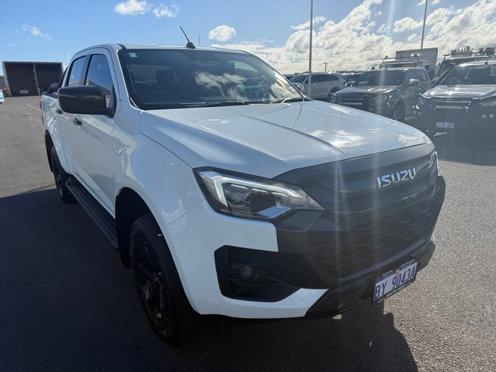 2025 Isuzu D-MAX X-RIDER