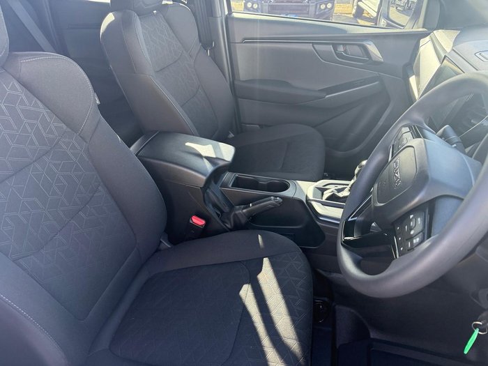 2025 Isuzu D-MAX X-RIDER