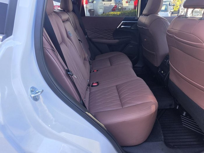 2025 Mitsubishi Outlander Exceed Tourer