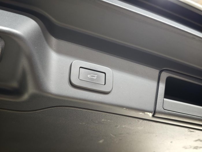 2022 Land Rover Range Rover Evoque PHEV R-Dynamic HSE