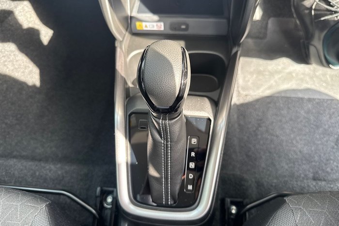 2026 Suzuki Swift Hybrid GLX