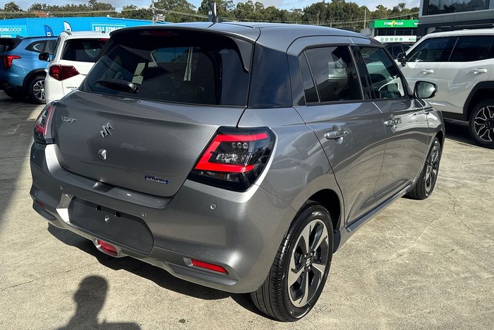 2026 Suzuki Swift Hybrid GLX