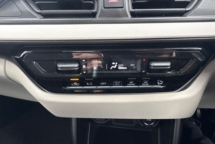 2026 Suzuki Swift Hybrid UZ Pure White (ZVR)