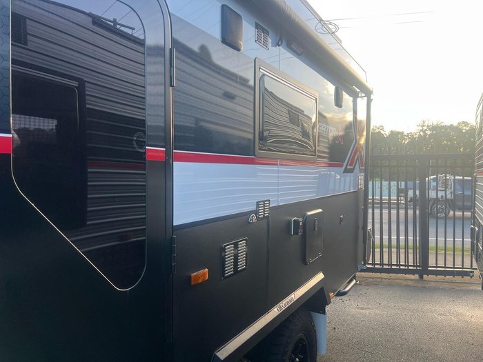 2026 JB Caravans Gator X 18'6 Front Door L Lounge