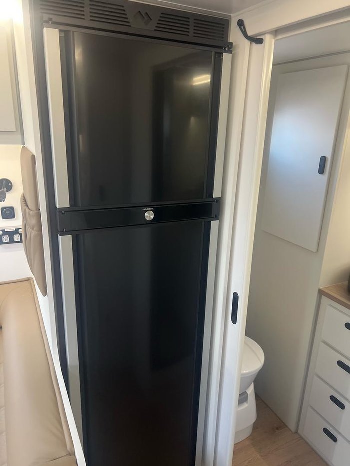 2026 JB Caravans Gator X 18'6 Front Door L Lounge