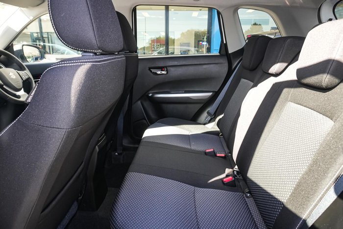 2025 Suzuki Vitara Turbo Hybrid