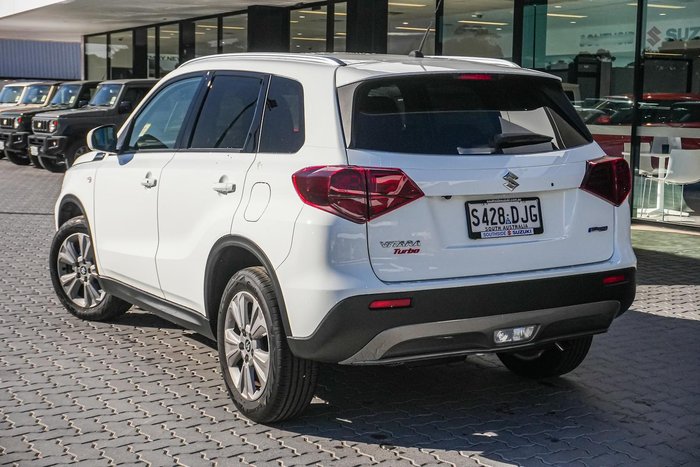 2025 Suzuki Vitara Turbo Hybrid