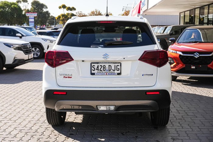 2025 Suzuki Vitara Turbo Hybrid