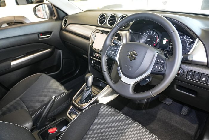 2025 Suzuki Vitara Turbo Hybrid