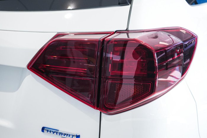 2025 Suzuki Vitara Turbo Hybrid
