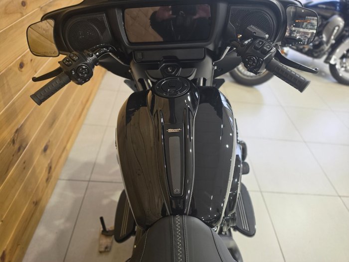 2025 HARLEY-DAVIDSON FLHX STREET GLIDE (117)