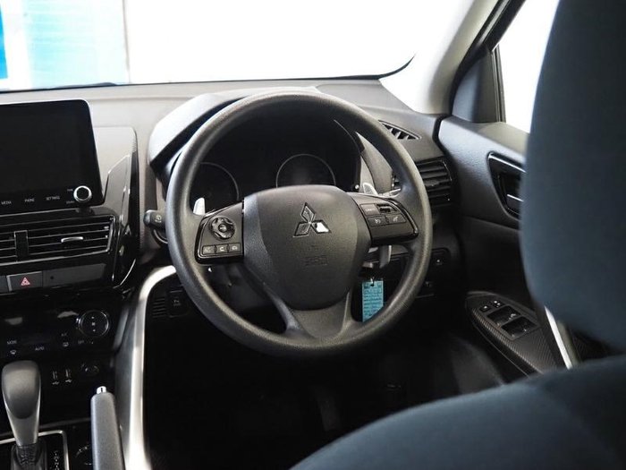 2025 Mitsubishi Eclipse Cross ES