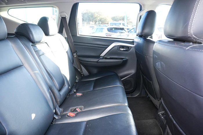2020 Mitsubishi Pajero Sport Exceed