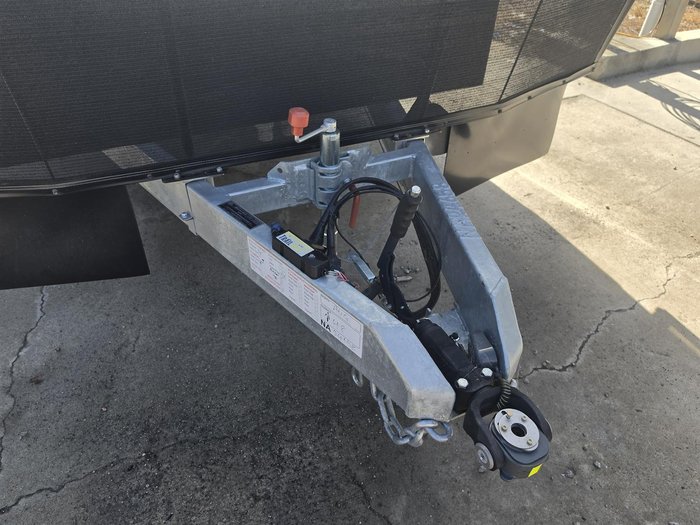 2024 New Age Caravans Manta Ray Mr18 Expedition - 3000Watt Inverter, Offgrid Van!