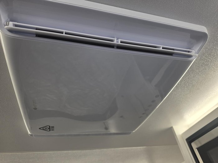 2024 New Age Caravans Manta Ray Mr18 Expedition - 3000Watt Inverter, Offgrid Van!