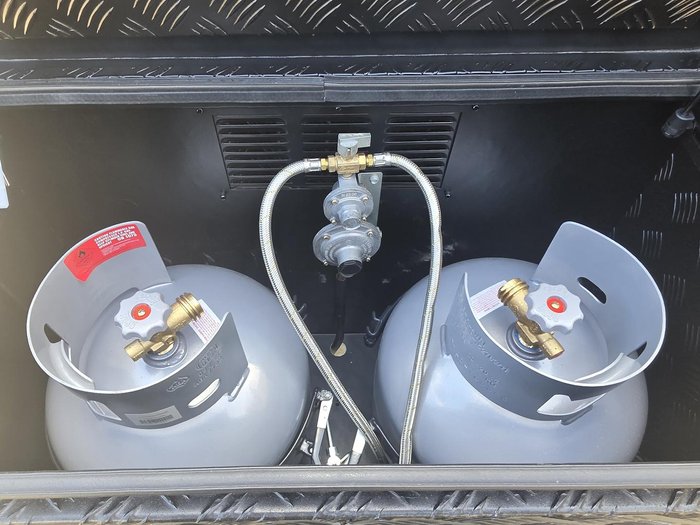 2024 New Age Caravans Manta Ray Mr18 Expedition - 3000Watt Inverter, Offgrid Van!