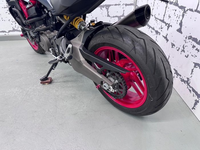 2017 Ducati Monster 821 Monster Grey