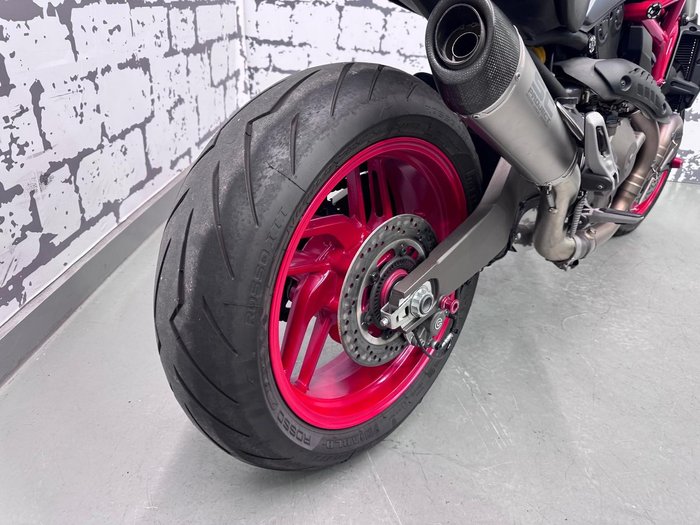 2017 Ducati Monster 821 Monster Grey