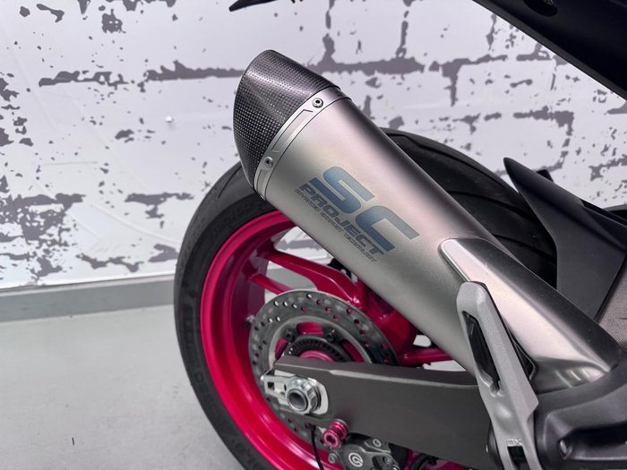 2017 Ducati Monster 821 Monster Grey