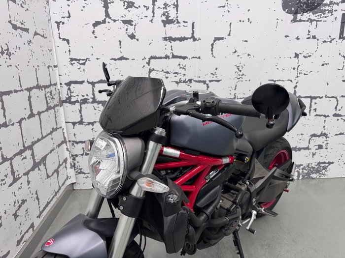 2017 Ducati Monster 821 Monster Grey