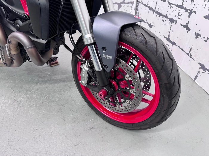 2017 Ducati Monster 821 Monster Grey