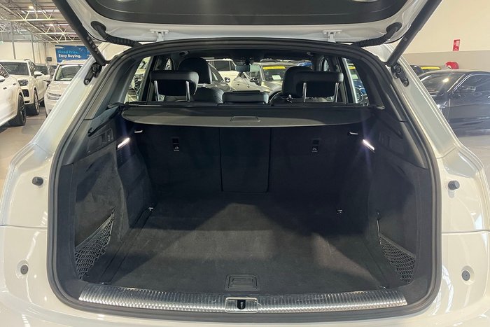 2025 Audi Q5 40 TDI Sport