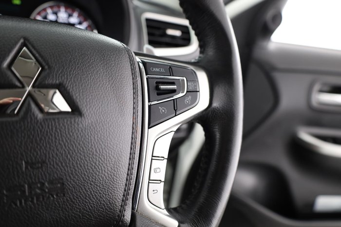 2023 Mitsubishi Triton GLS